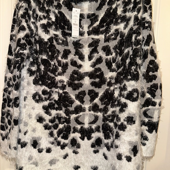 White House Black Market Black and White Cowl Neck Sweater - Picture 2 of 4